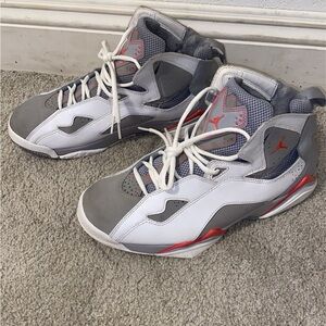 Jordan True Flight Size 9.5M